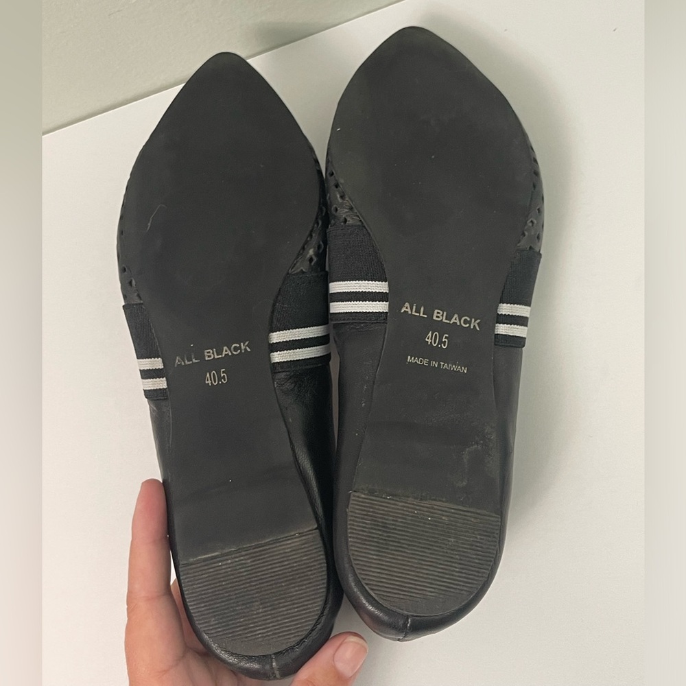 All Black Footwear Perforated Flats, Black Sz 40.5 - Picture 3 of 5